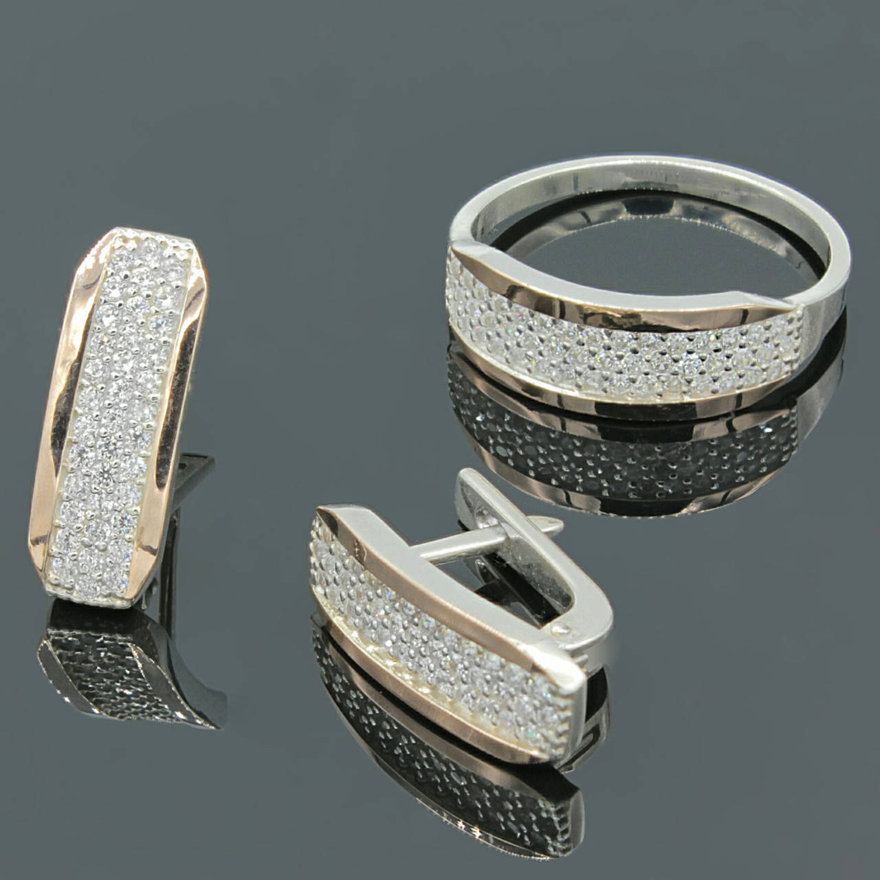 

Серебряный комплект с золотыми вставками Лунная дорожка 17.5