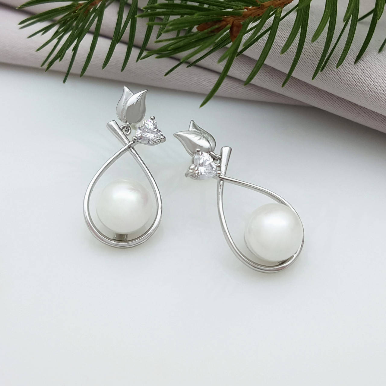 

Серьги гвоздики, Капелька с Жемчуом и цирконием, медсталь Xuping