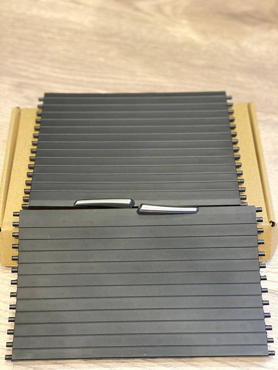 

Шторки подстаканников в сборе bmw X5 / X6 E70 / E71. 51166954943