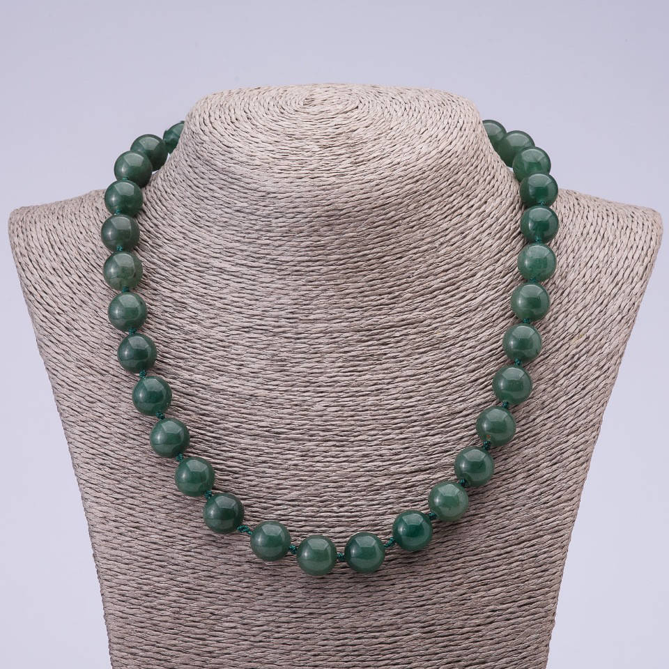 

Бусы натуральный камень Нефрит d-12 мм L=48 см, Зелёный