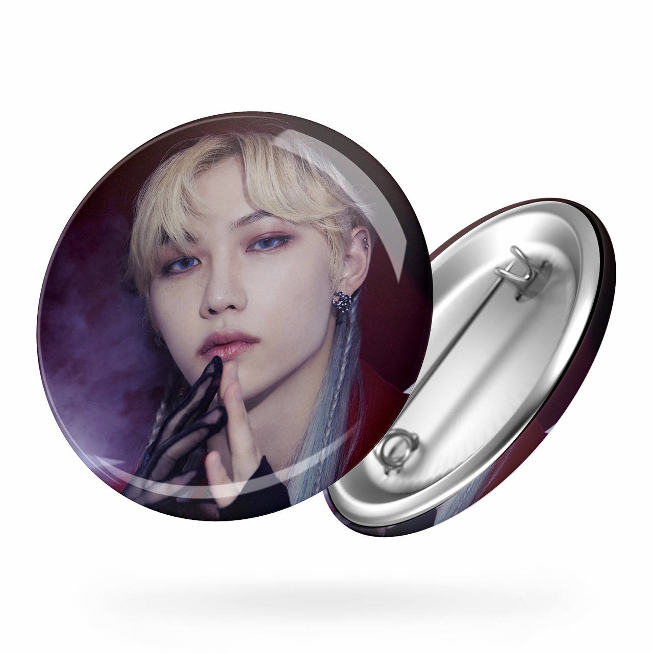 

Значок Stray Kids 31 Felix