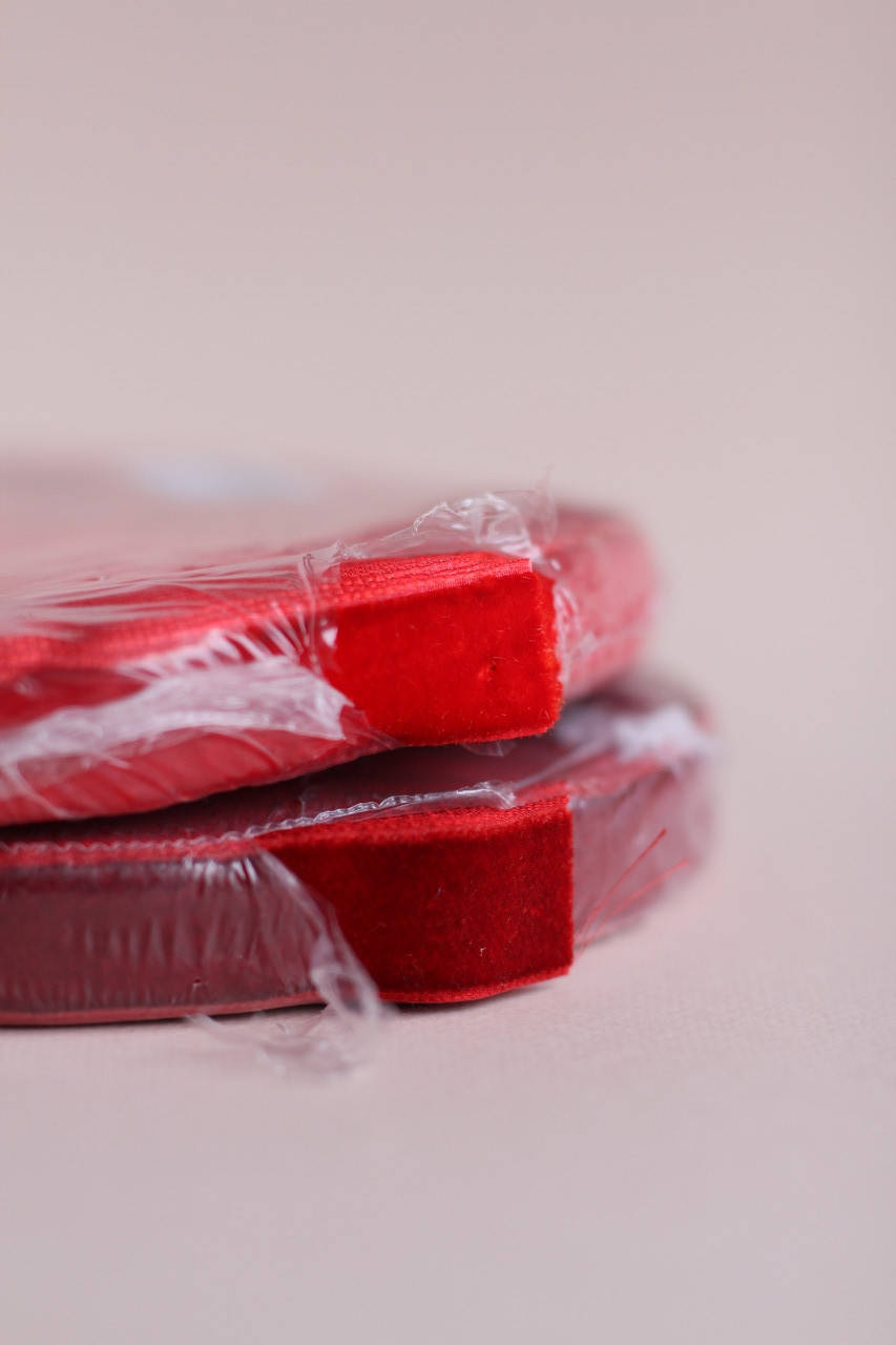 

Оксамитова стрічка червона 20мм