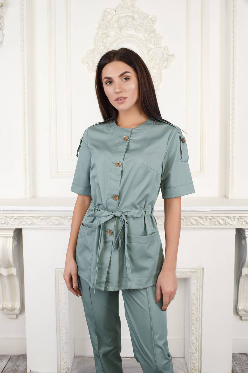 

Женский медицинский костюм Сабрина - Костюм косметолога - Костюм массажиста, Белый