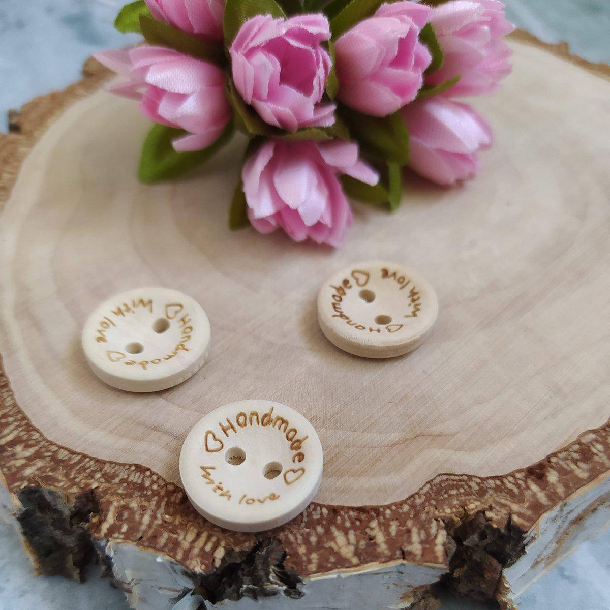 

Пуговичка "Hand made with love" 15мм