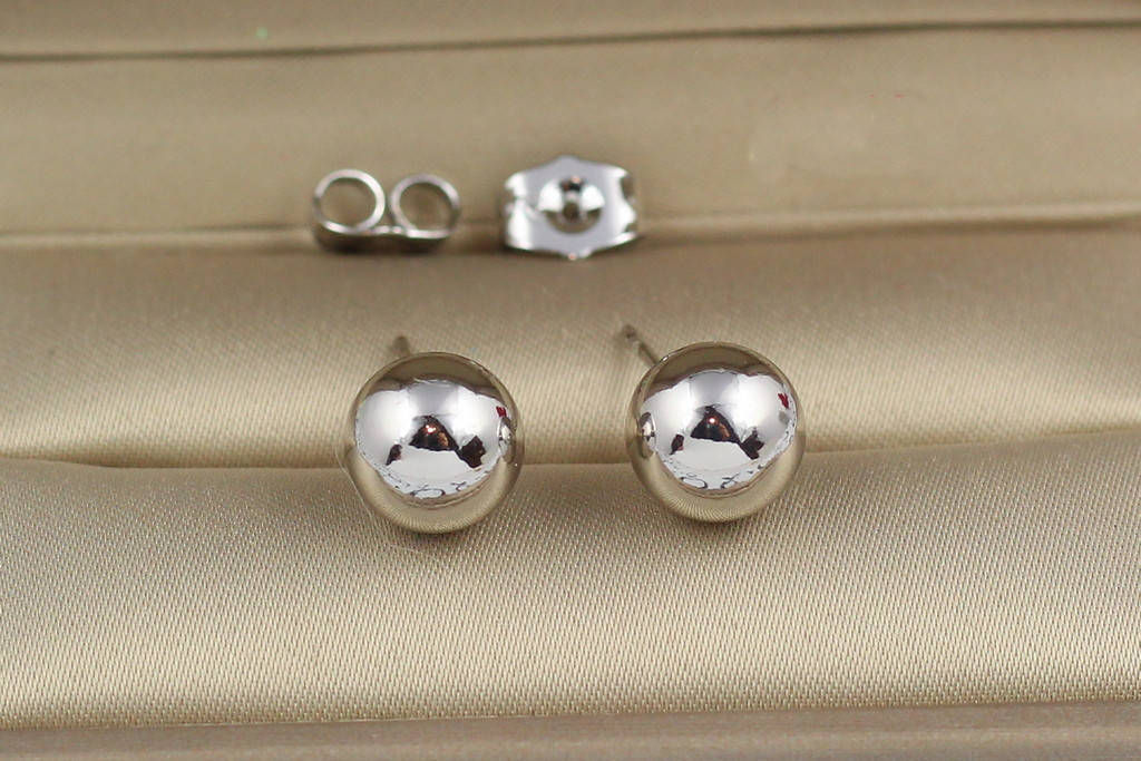 

Серьги гвоздики Xuping Jewelry шарики 8 мм серебристые