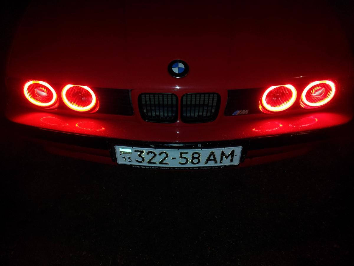 

CCFL Ангельские глазки на BMW E30, E32, E34 Красные