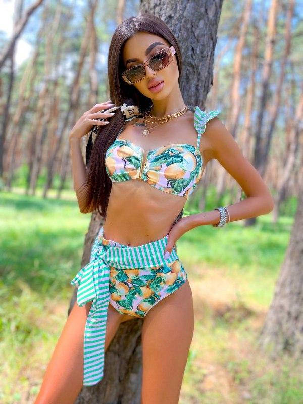 

Женский шикарный раздельный купальник с принтом и поясом L