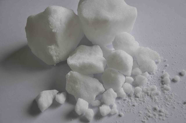 

Камфора синтетическая 100 г