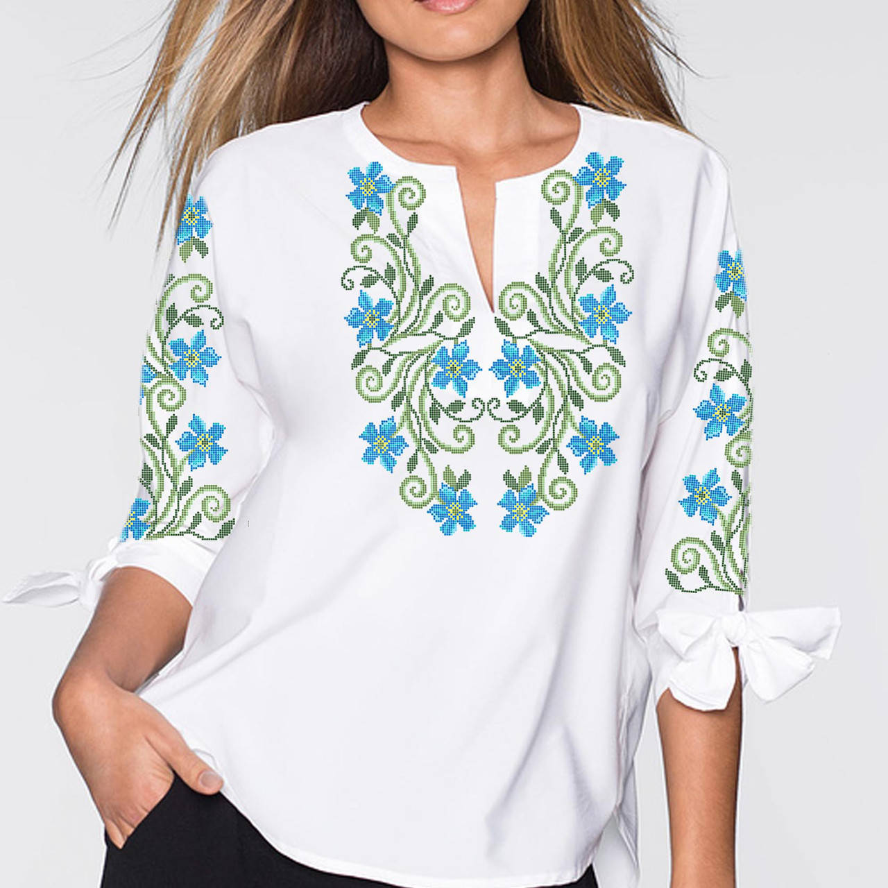 

Заготовка вышиванки женской сорочки / блузы для вышивки бисером «Барвінок 112»