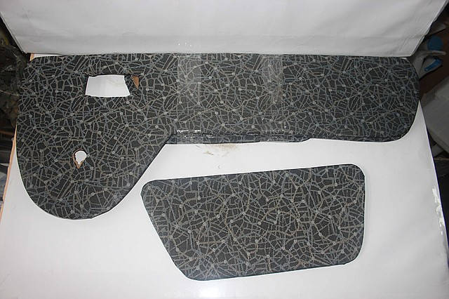 

Вставка мягкая на карту двери Таврия комплект