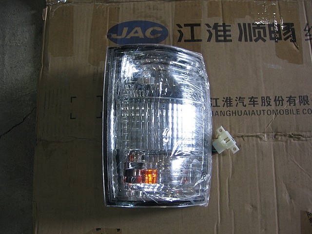 

Указатель поворота передний левый FAW 1031, 1041