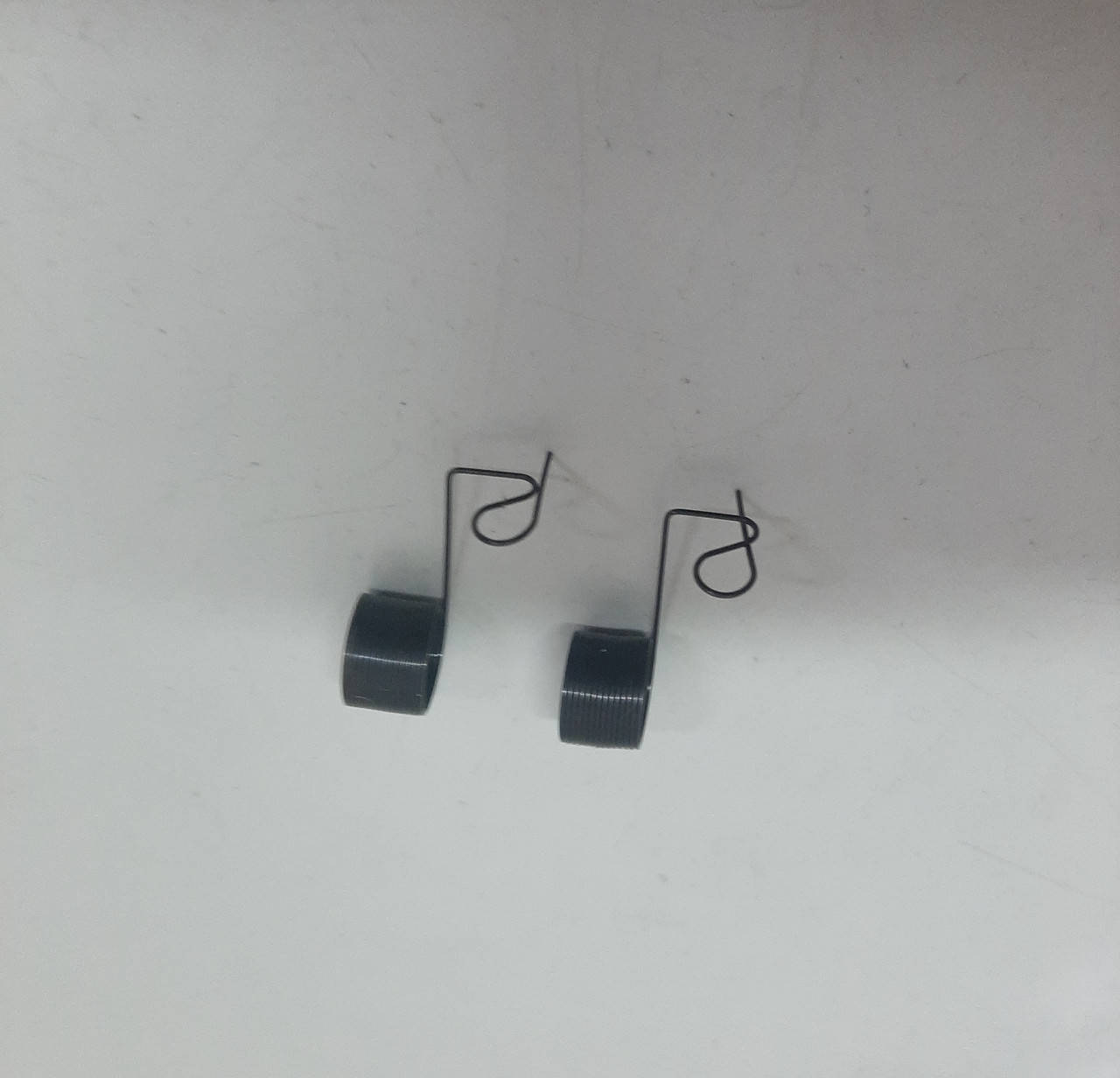 

Компенсационная пружина бытовых швейных машин