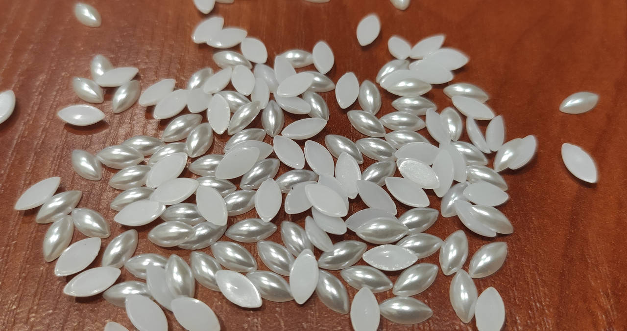 

Полубусины рис перламутровые белые 4*8 мм , набор 5 грамм ( 145 шт +-), Белый