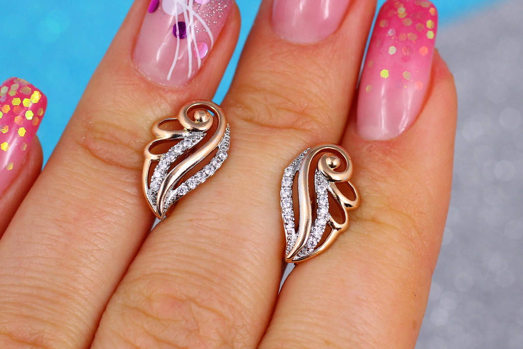 

Серьги Xuping Jewelry волна 1,6 см золотистые
