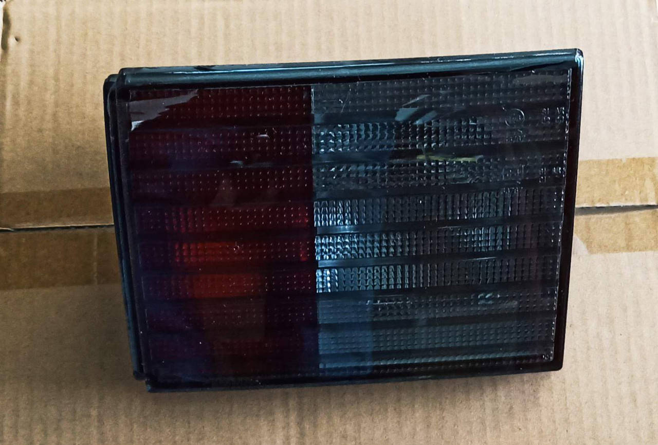 

Фонарь задний ВАЗ-2110 внутр. прав.