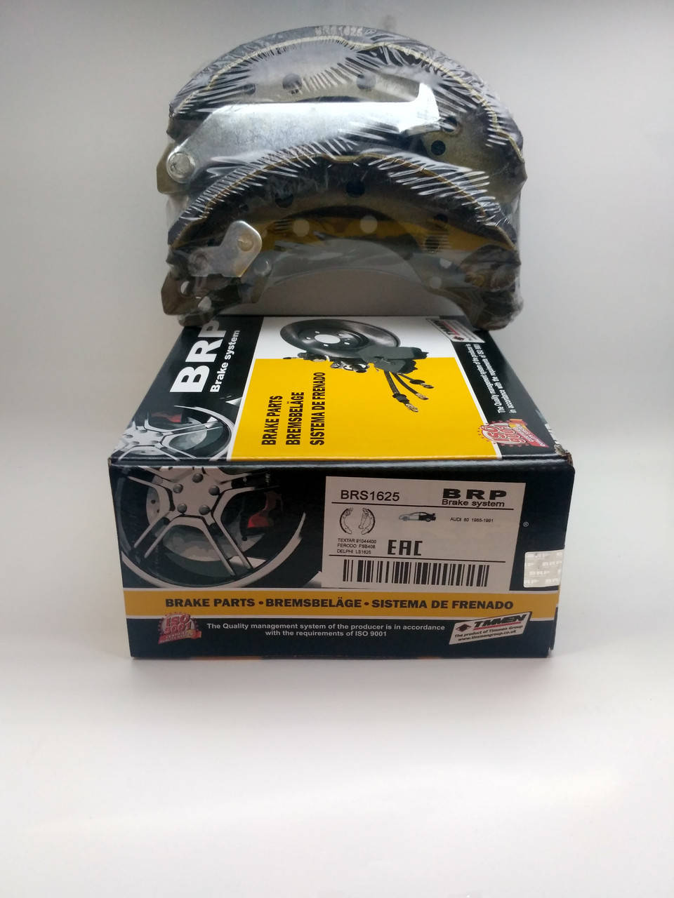 

Тормозные колодки задние 200x40 VW Пассат Б3 , Гольф 2,3 Ауди 80 , Фабиа