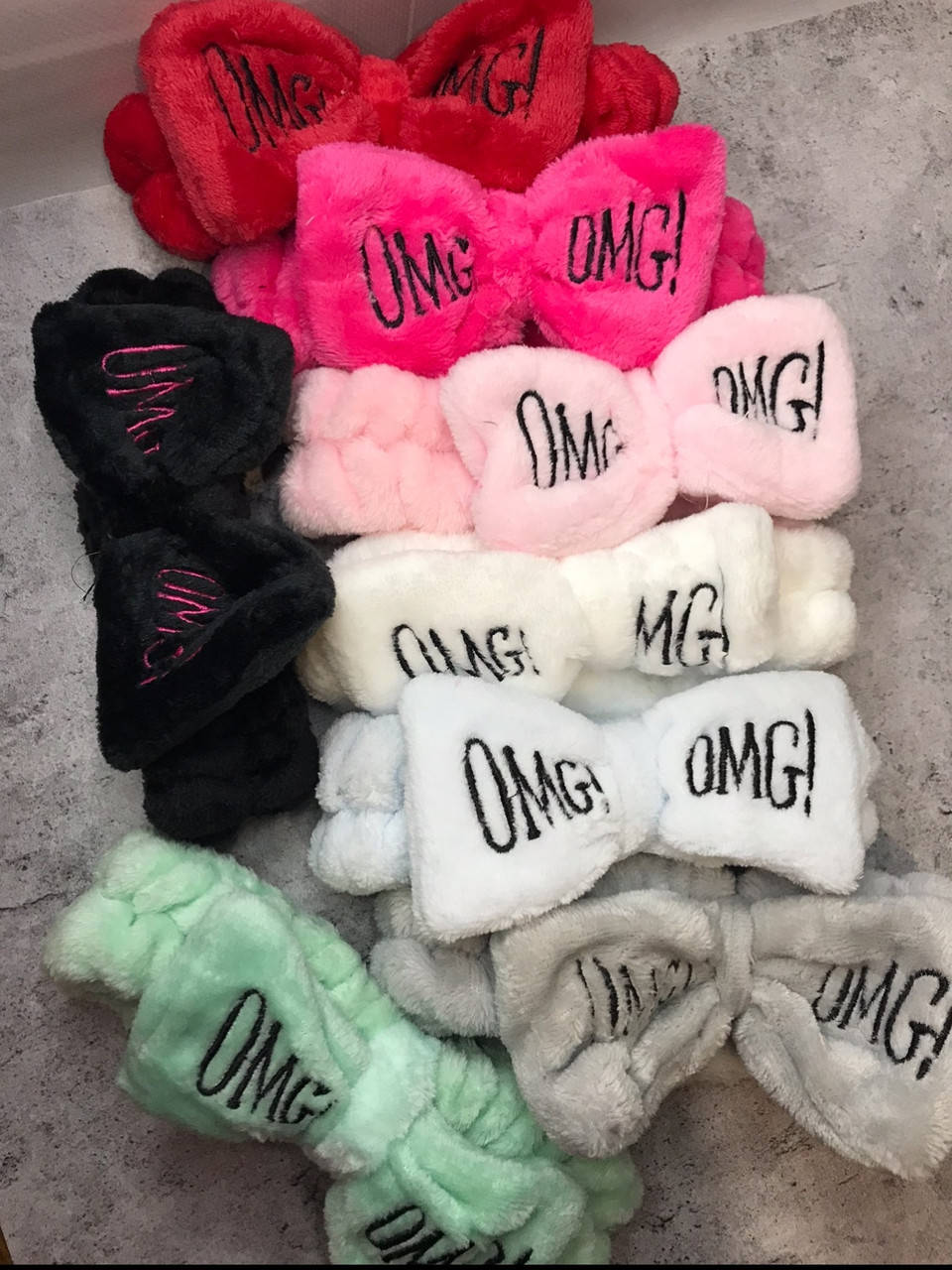 

Махровая косметическая повязка для головы OMG(цвет указывайте в коментарии к заказу)