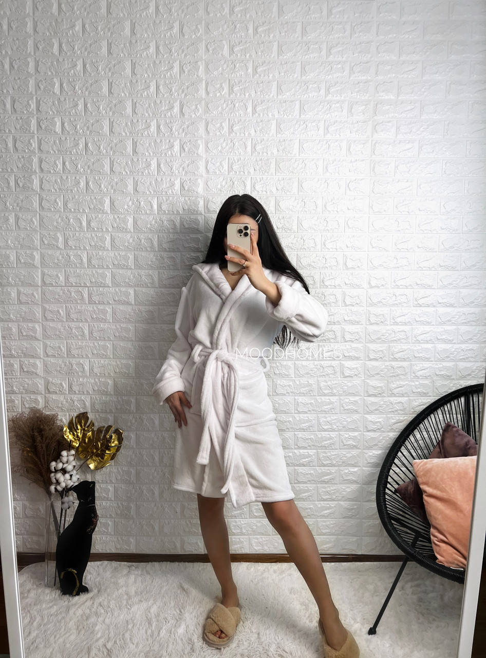 

Халат женский плюшевый короткий
