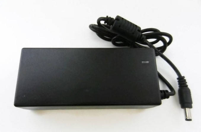 

Блок питания 12В 3A 36Вт IP33 115х50х31мм Ноутбучный + шнур