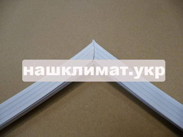 

Уплотнитель (резина) двери для холодильника Норд 245 1005x545 мм