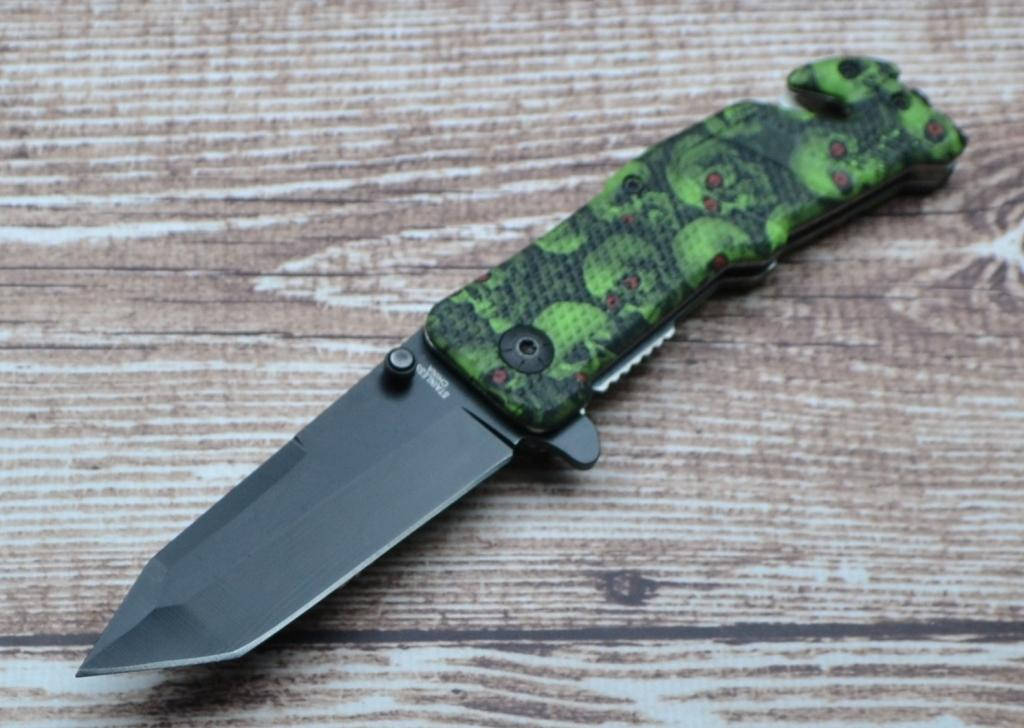 

Нож флипер Tanto Skull