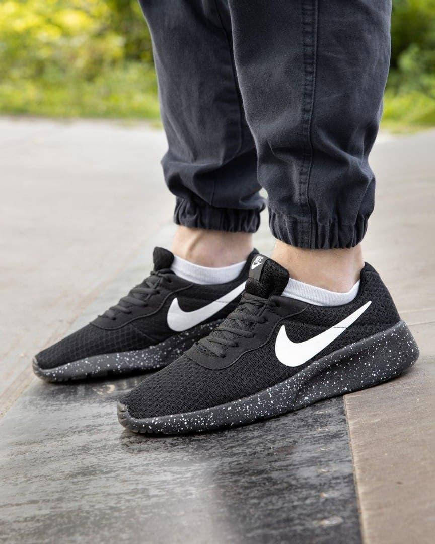 

Черные мужские кроссовки Найк Танджун. Модные кроссы мужские Nike Tanjun, Черный