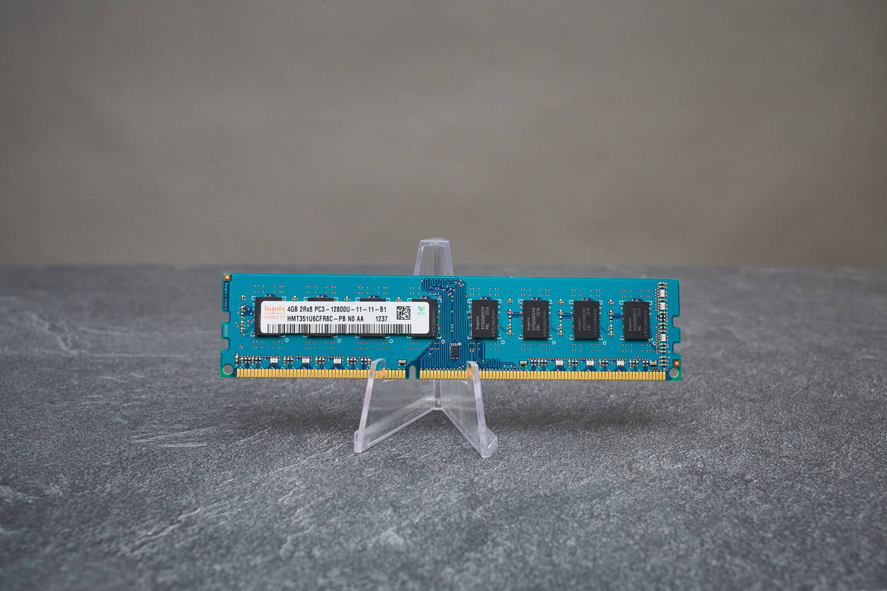 

Оперативная память Hynix DDR3 4GB 1600MHz (HMT351U6CFR8C-PB) Б/У