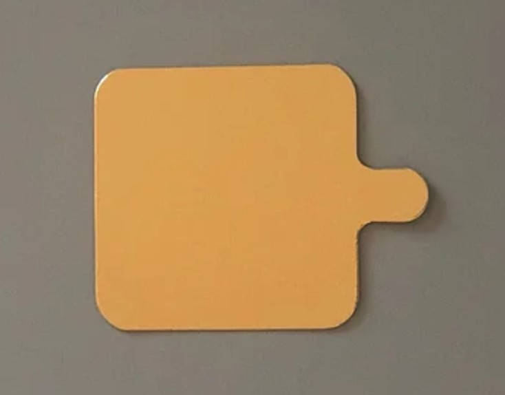 

Подложка для пирожных золото/серебро 75х75 с ручкой