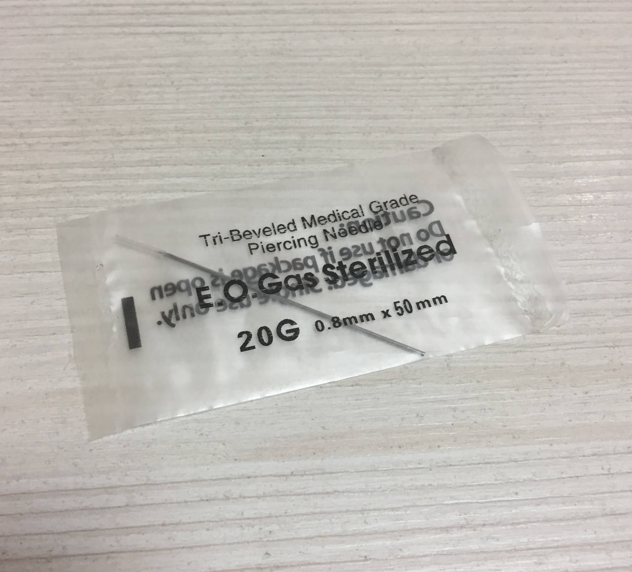 

Игла для пирсинга 20G ( 0,8mm x 50m )
