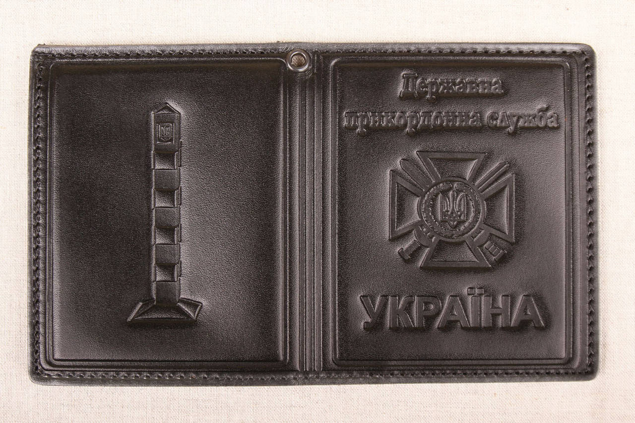 

Кожаная обложка удостоверение пограничника чёрный 022-001, Черный