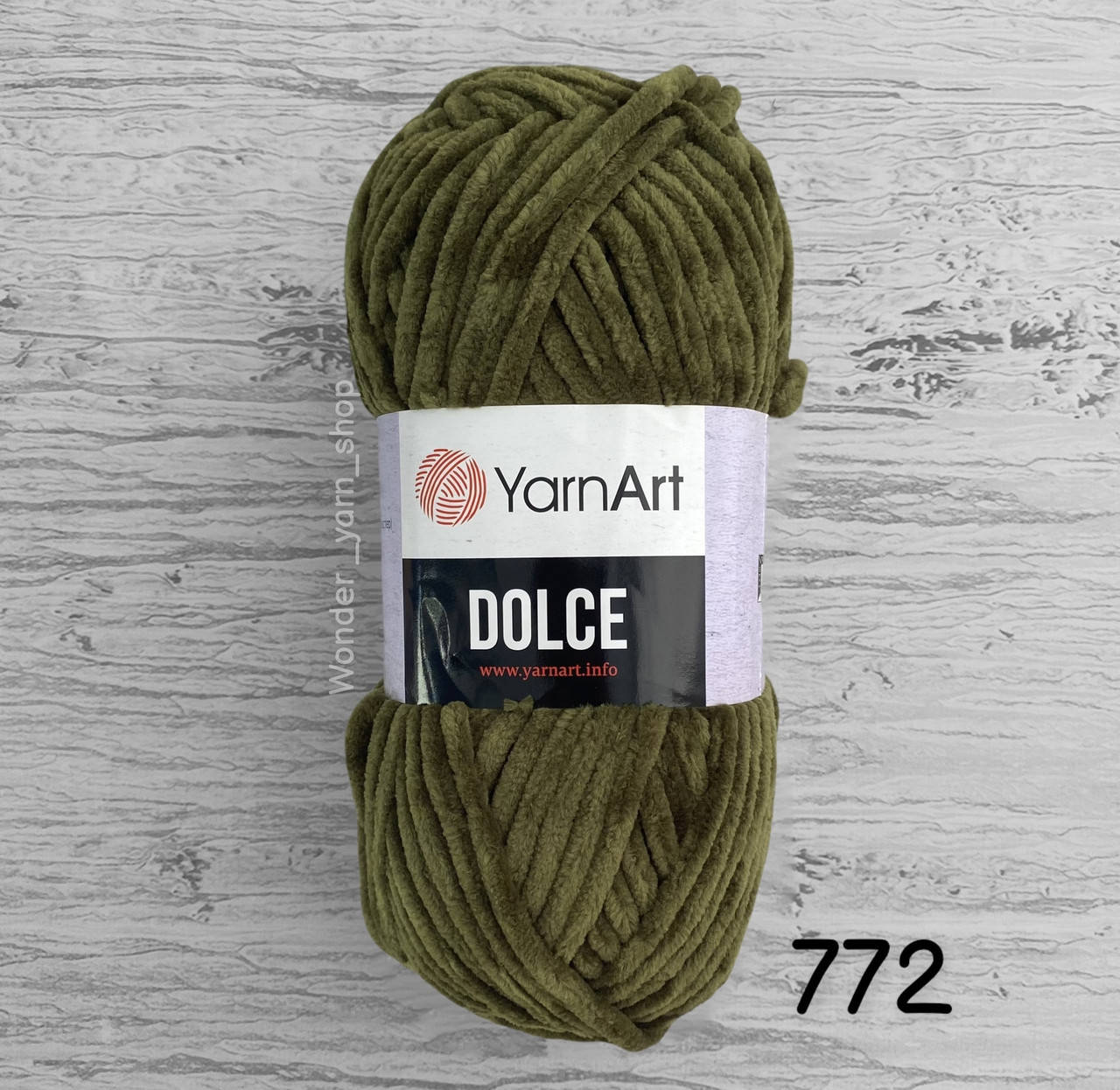

Плюшевая пряжа YarnArt Dolce (ЯрнАрт Дольче) 772, темная оливка