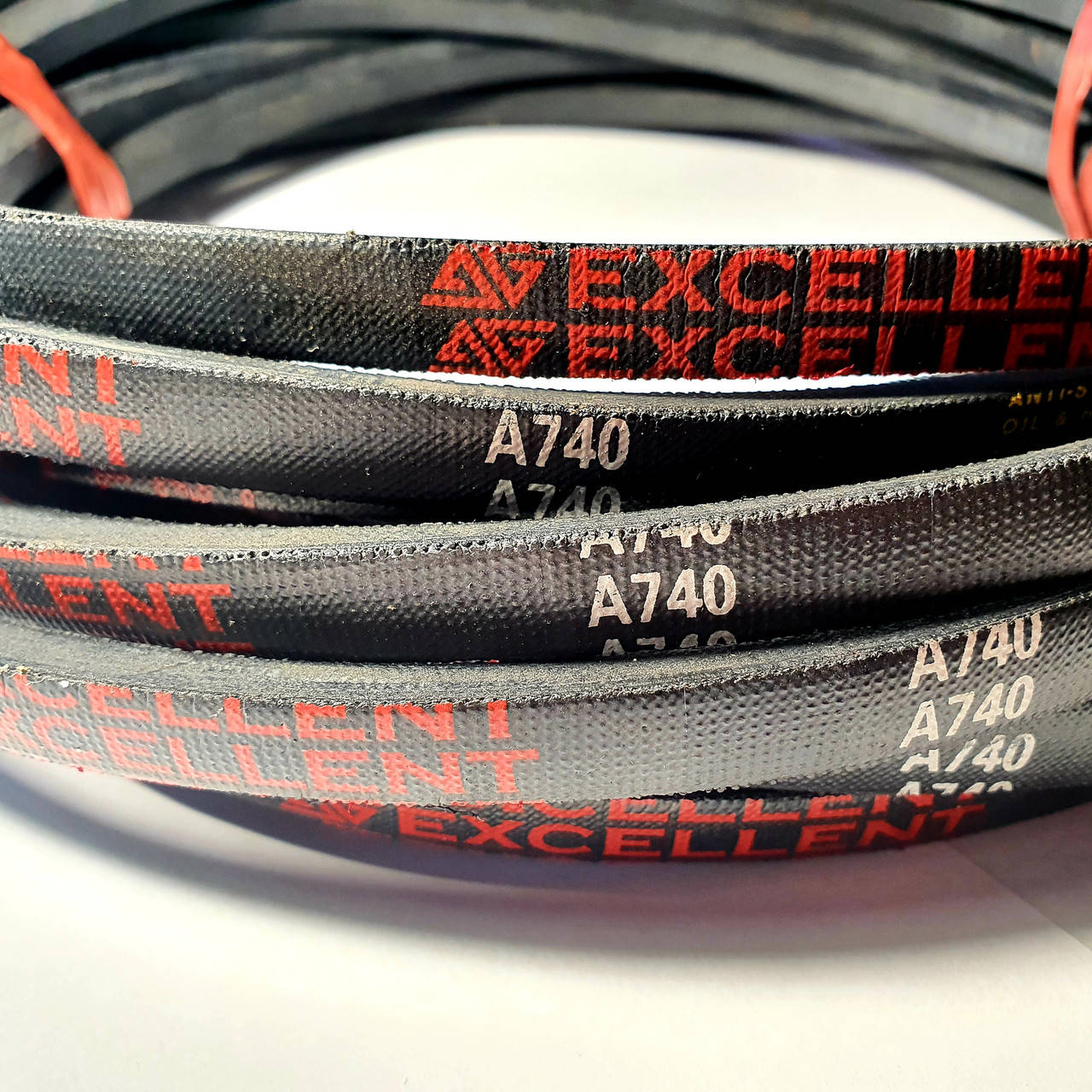 

Ремень приводной клиновой А (13х8) 740 EXCELLENT