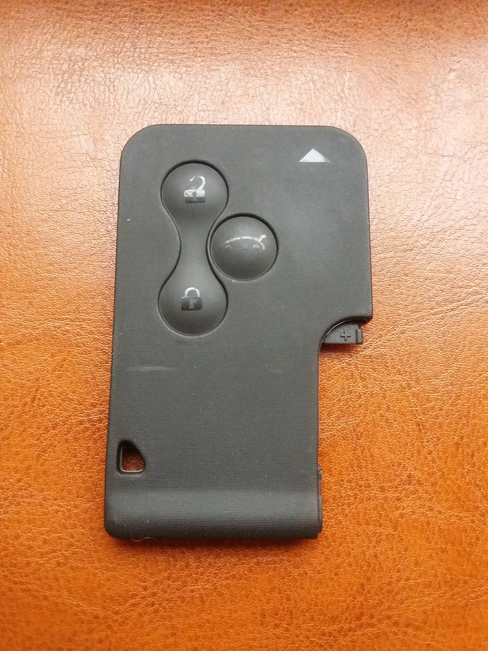 

Корпус смарт ключа для RENAULT (Рено) MEGANE (Рено Меган) 3 -кнопки (без лезвия)без логотипа.