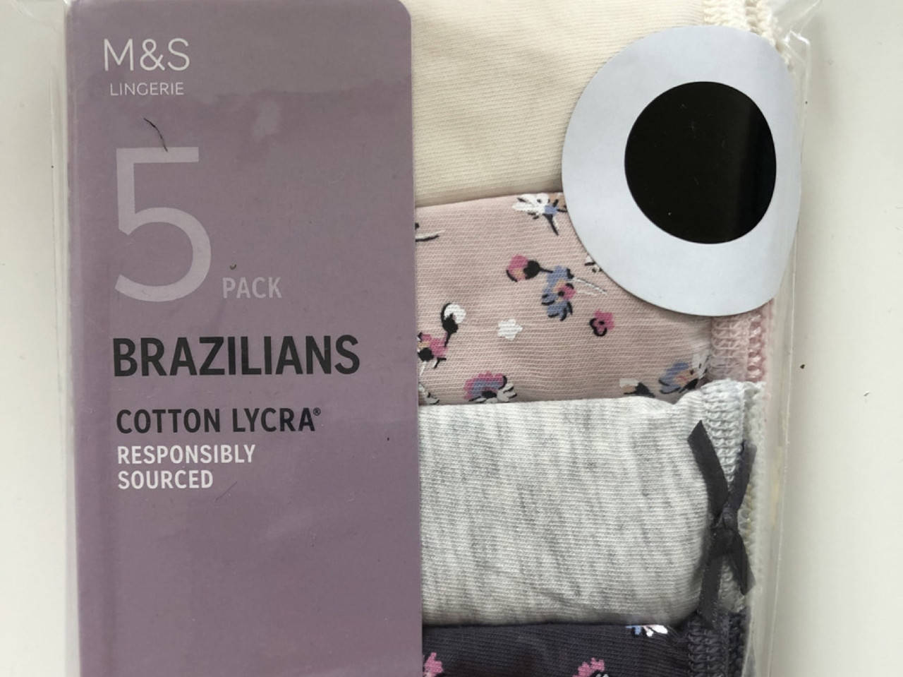 

Женские трусики бразилианы M&S, Разные цвета