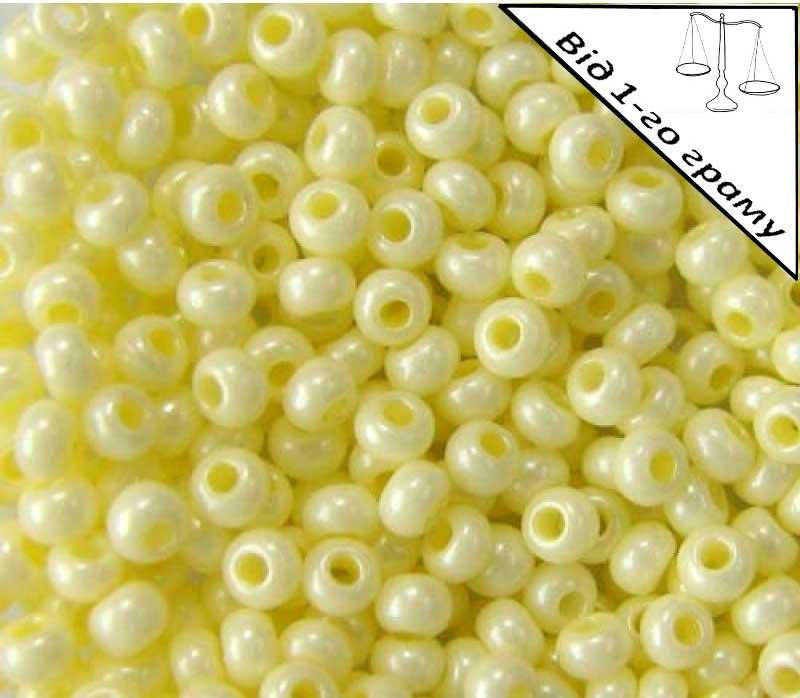 

Бісер №16286, світло-жовтий перламутр / 1 грам