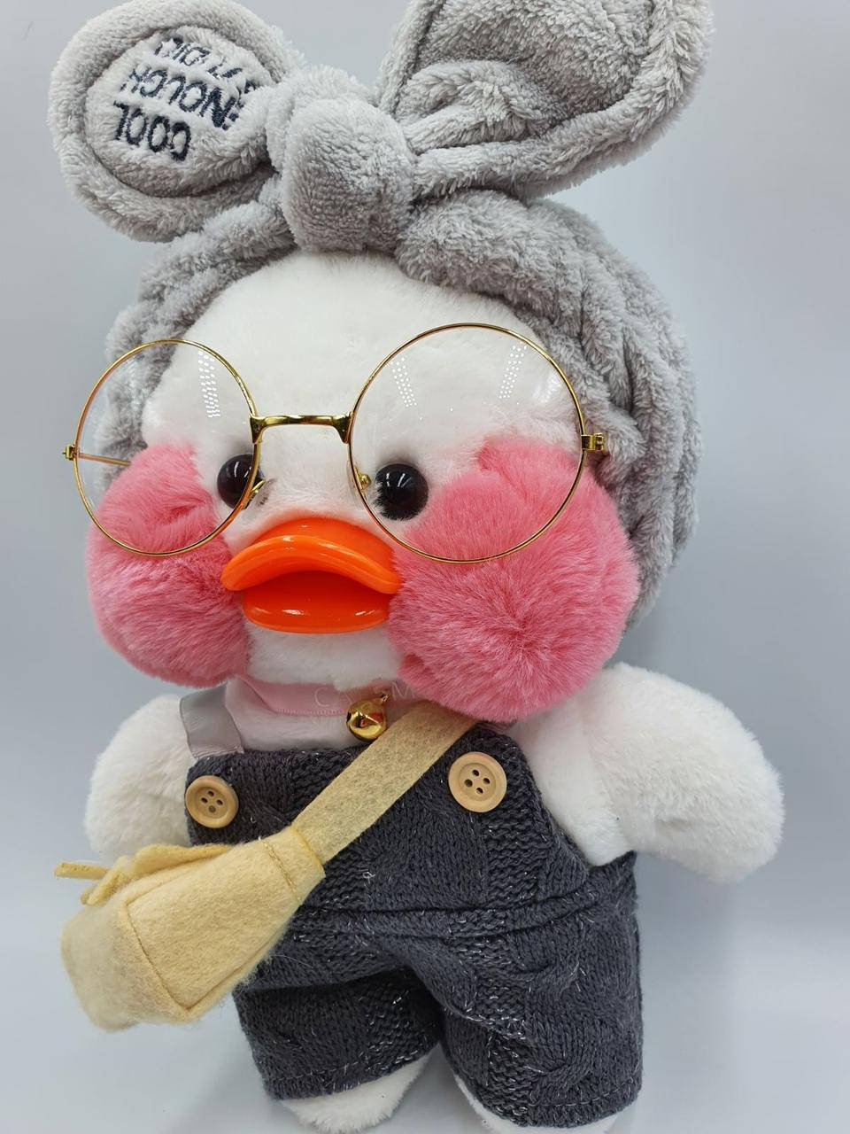 

Мягкая игрушка уточка "Сafe-mimi duck в сером комбинезоне ., Белый