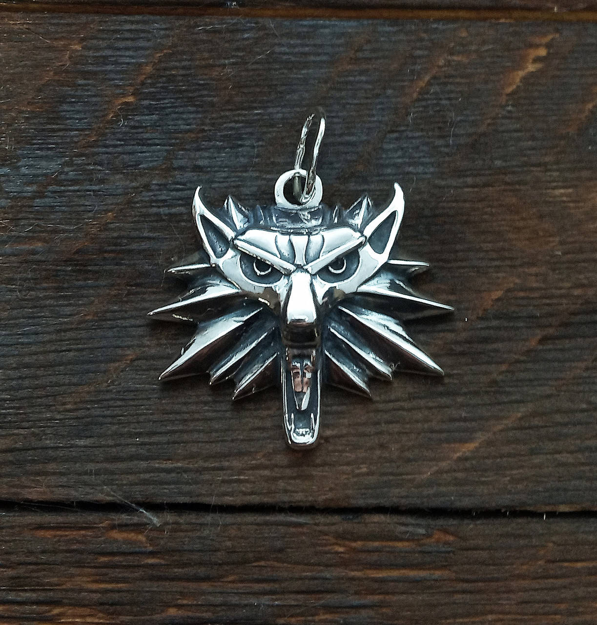 

Подвеска,кулон серебряная "Ведьмак" ( Witcher )