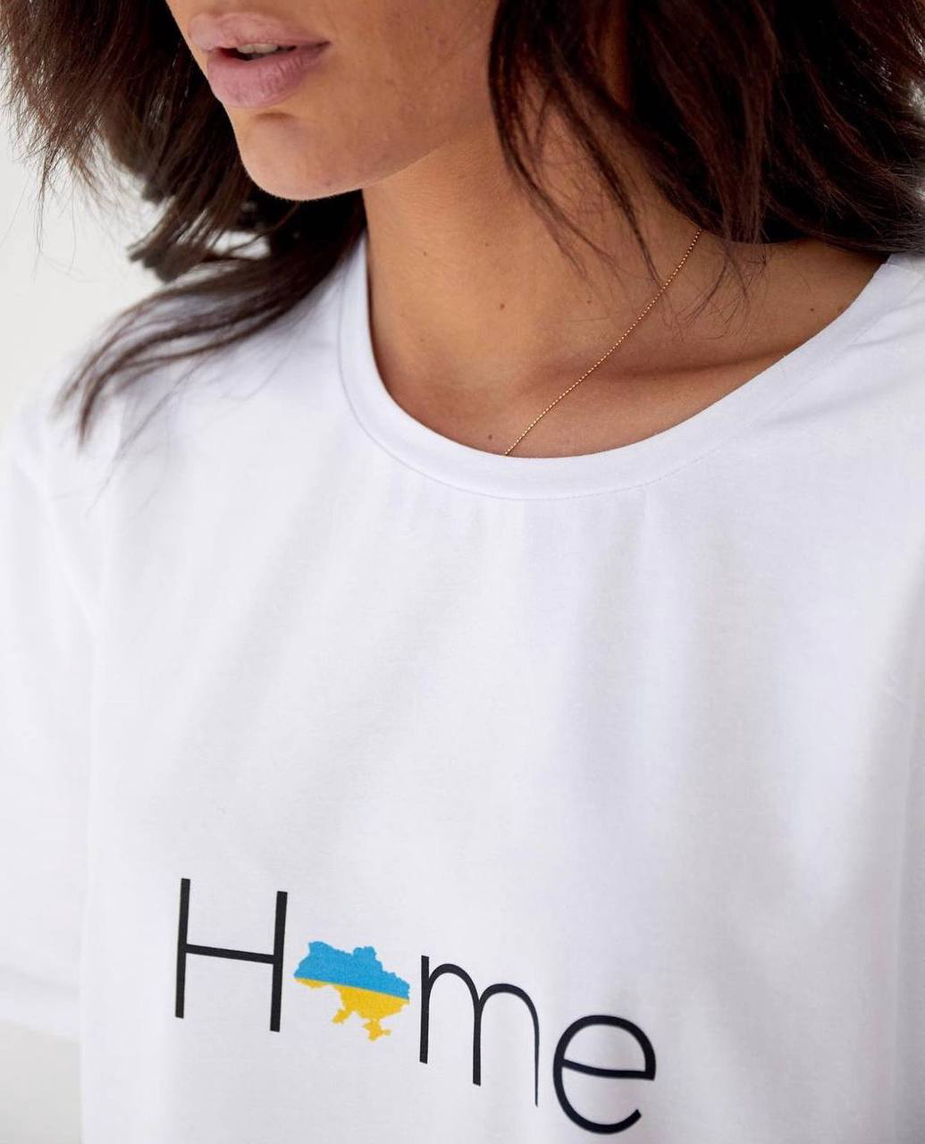 

ПАТРИОТИЧЕСКАЯ трендовая женская футболка HOME с флагом Украины 44/46, Белый