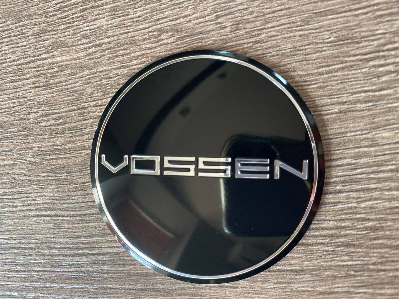 

Наклейки для колпачков с логотипом Vossen Воссен 56 мм наклейки Vossen Воссен 56 мм