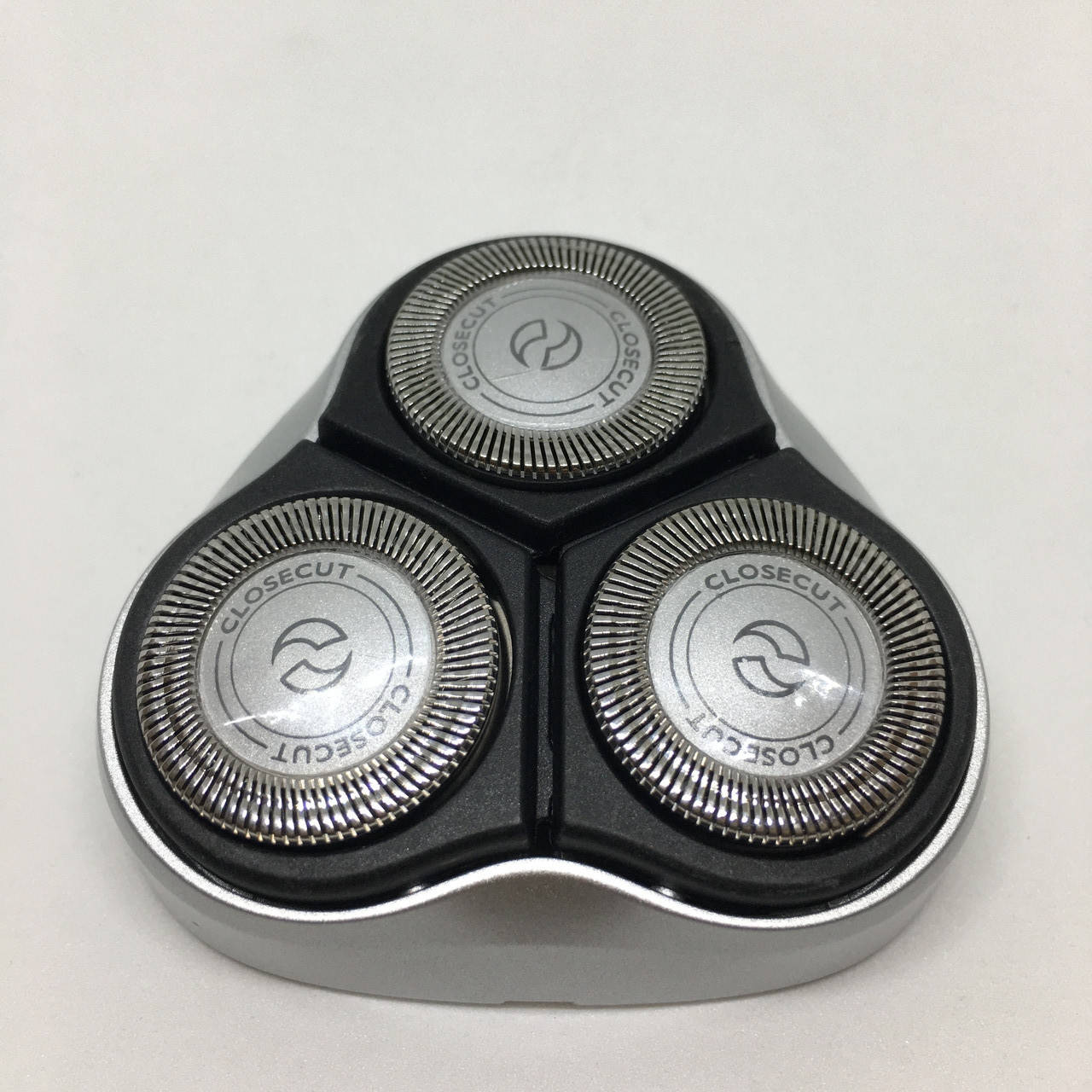 

Бритвенный ножевой блок HQ4 CloseCut для электробритвы Philips Series 3000 HQ69**, HQ68**, HQ66*, HQ58*, HQ56*