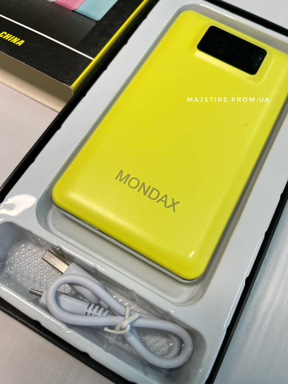 

Павербанк Smart Tech - 40000 mAh (фактическая 10000 mAh) желтый