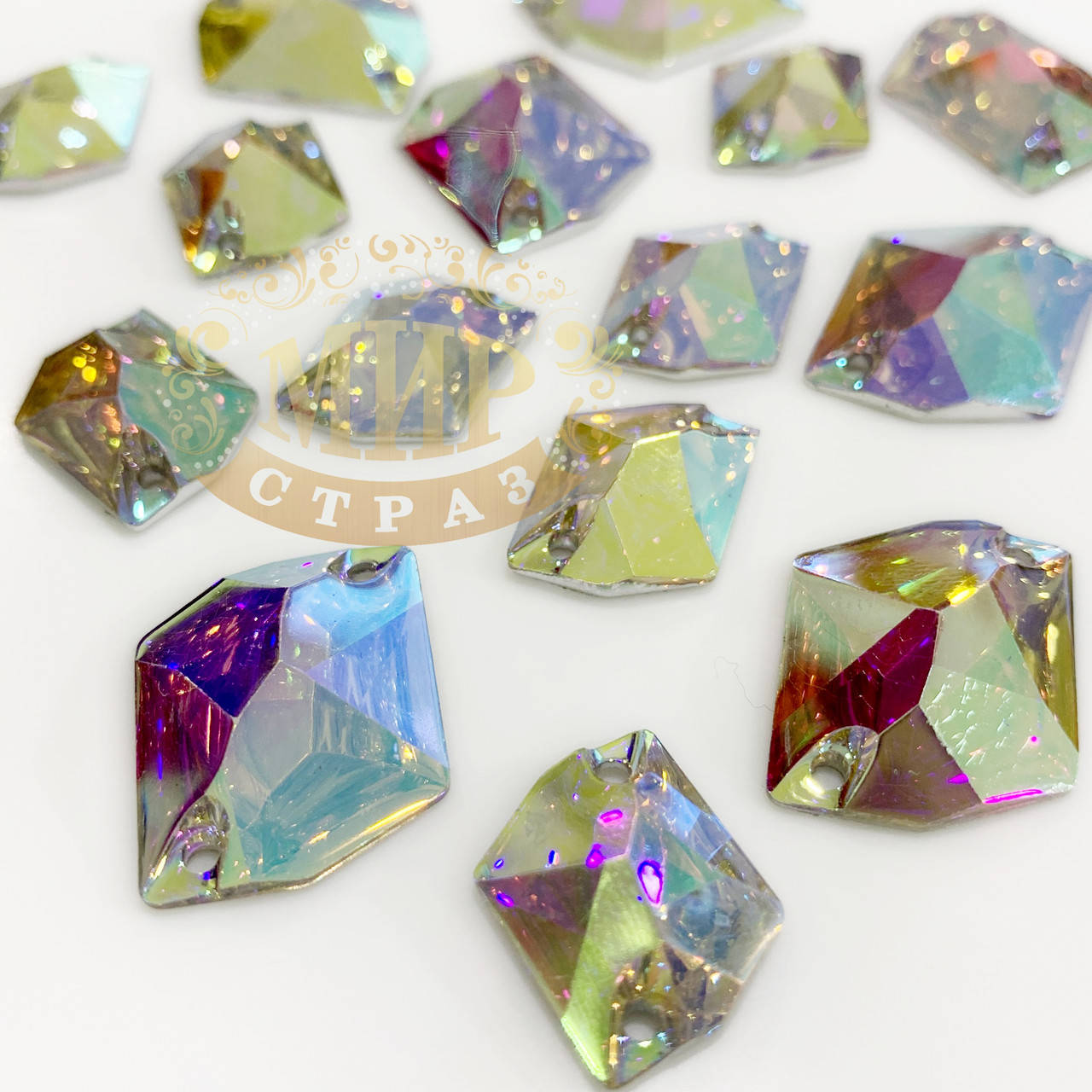 

Пришивные Космики (синтетич.стекло), 11х14мм, цвет Crystal AB, 1шт