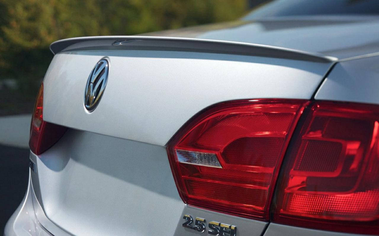 

Спойлер багажника "Лип" Volkswagen Passat B7 B8 USA