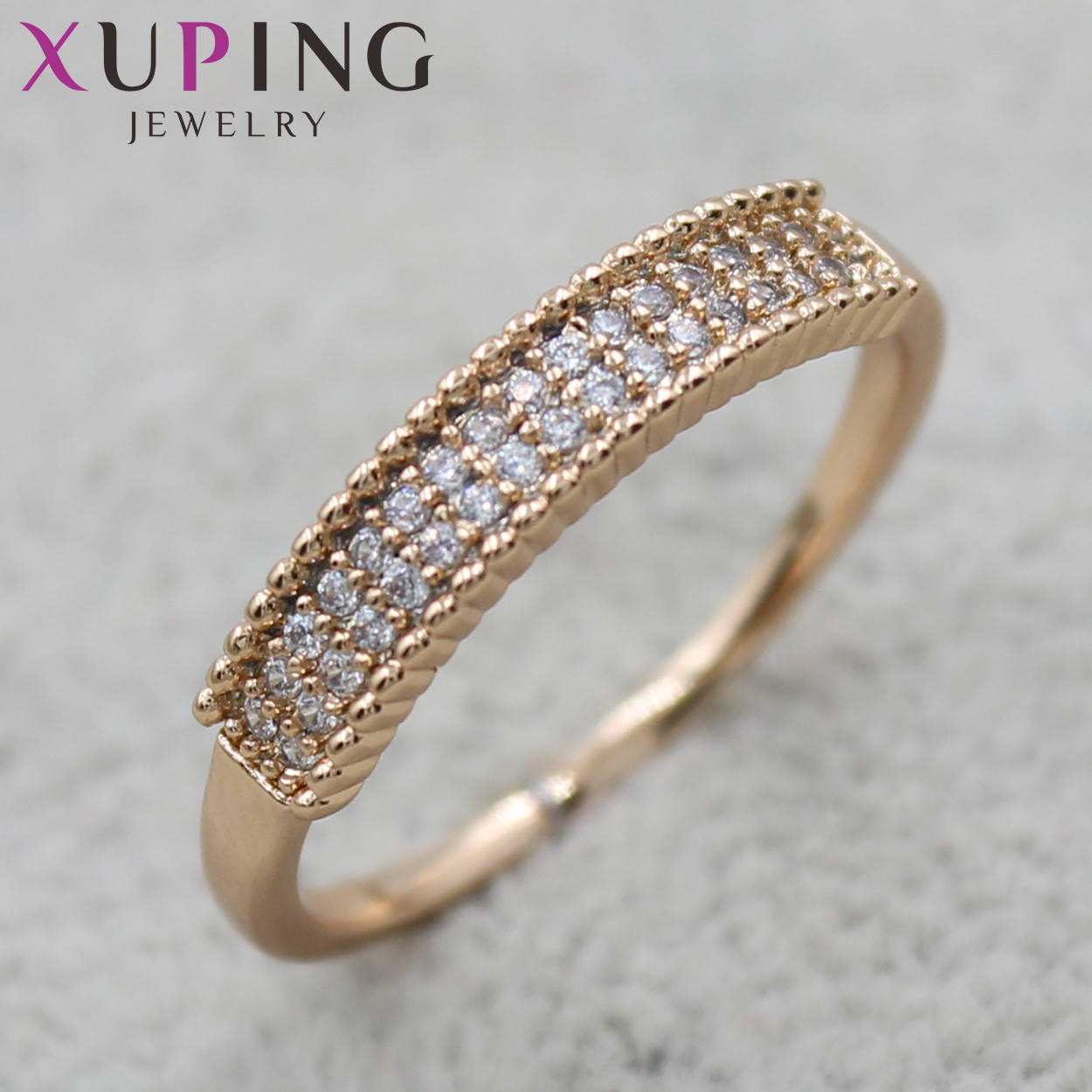 

Кольцо золотистое тонкое Xuping Jewelry с кристаллами медицинское золото 18K
