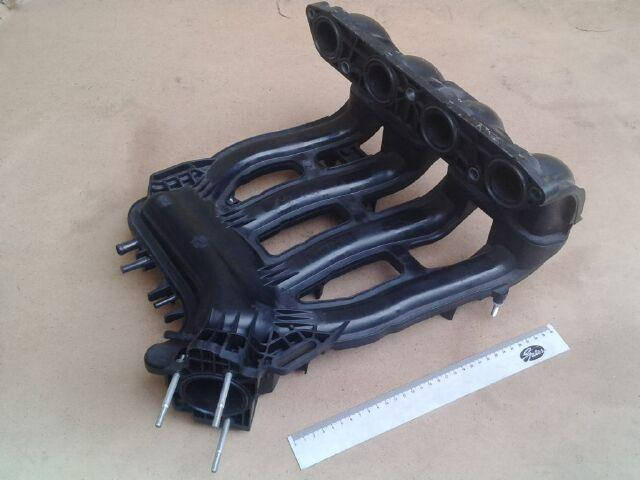 

Коллектор впускной ВАЗ 2112 16 кл. (пласт.) нов. обр. 3-и шпильки М8