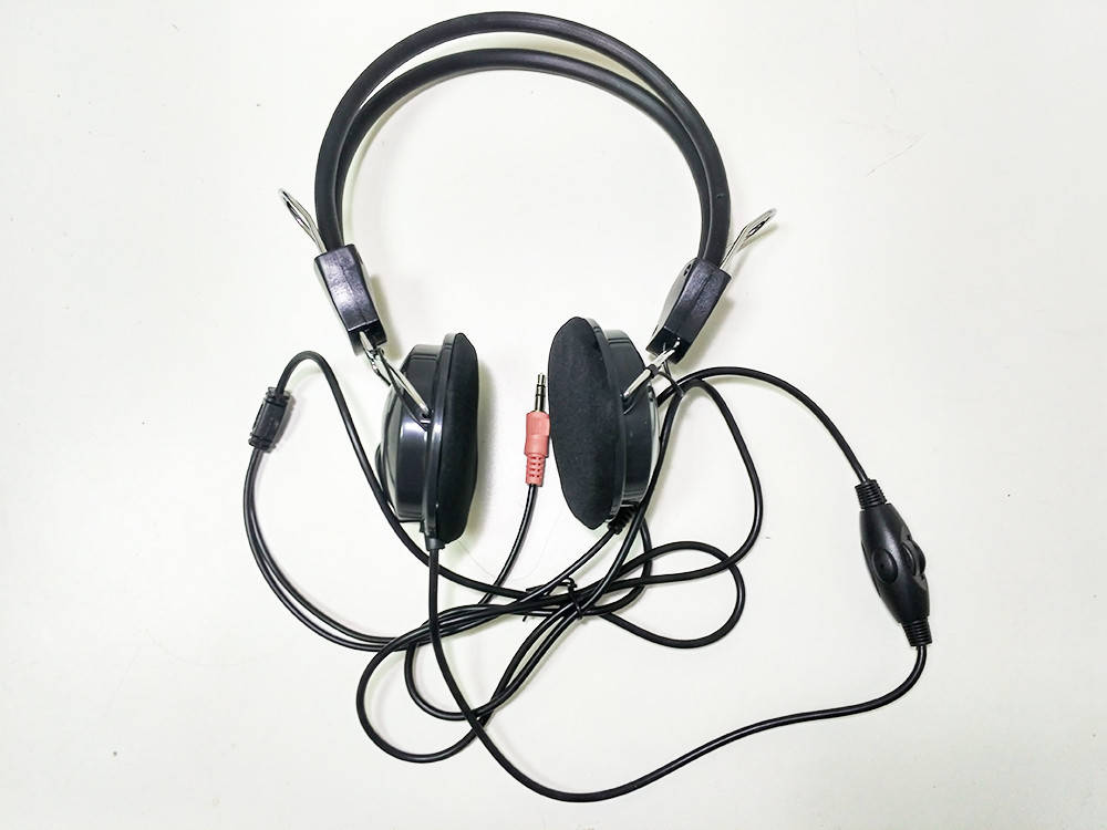 

Наушники с микрофоном для компьютера гарнитура для ПК MDR MT-808, Черный