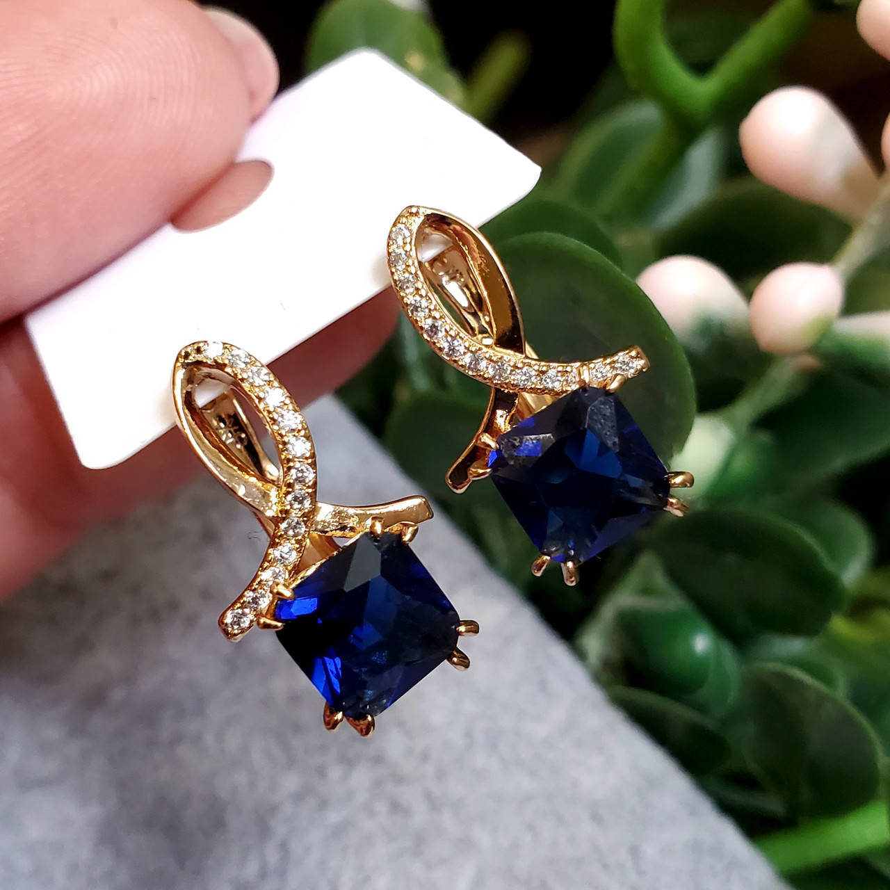 

Серьги Xuping медзолото позолота 18К длина 1.9см синий цирконий с937