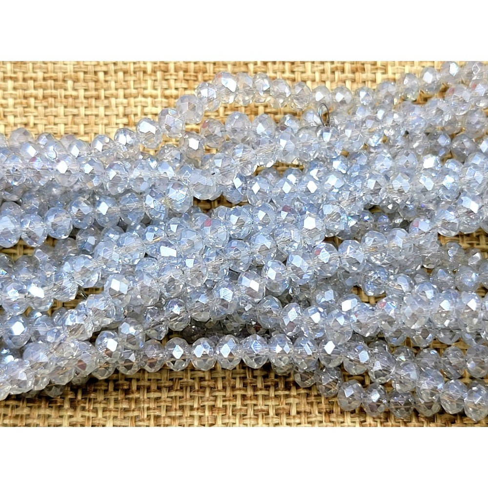 

Хрустальные бусины(рондель). Размер 4 мм. В упаковке прим.140 шт. цвет - небесно-голубой