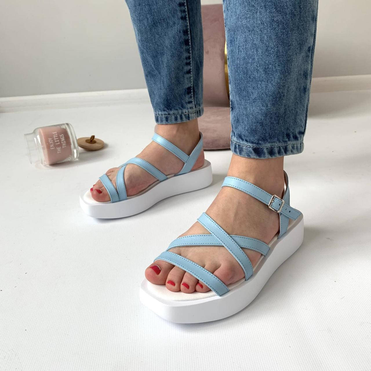 

Босоножки женские натуральные кожаные (22281) 37