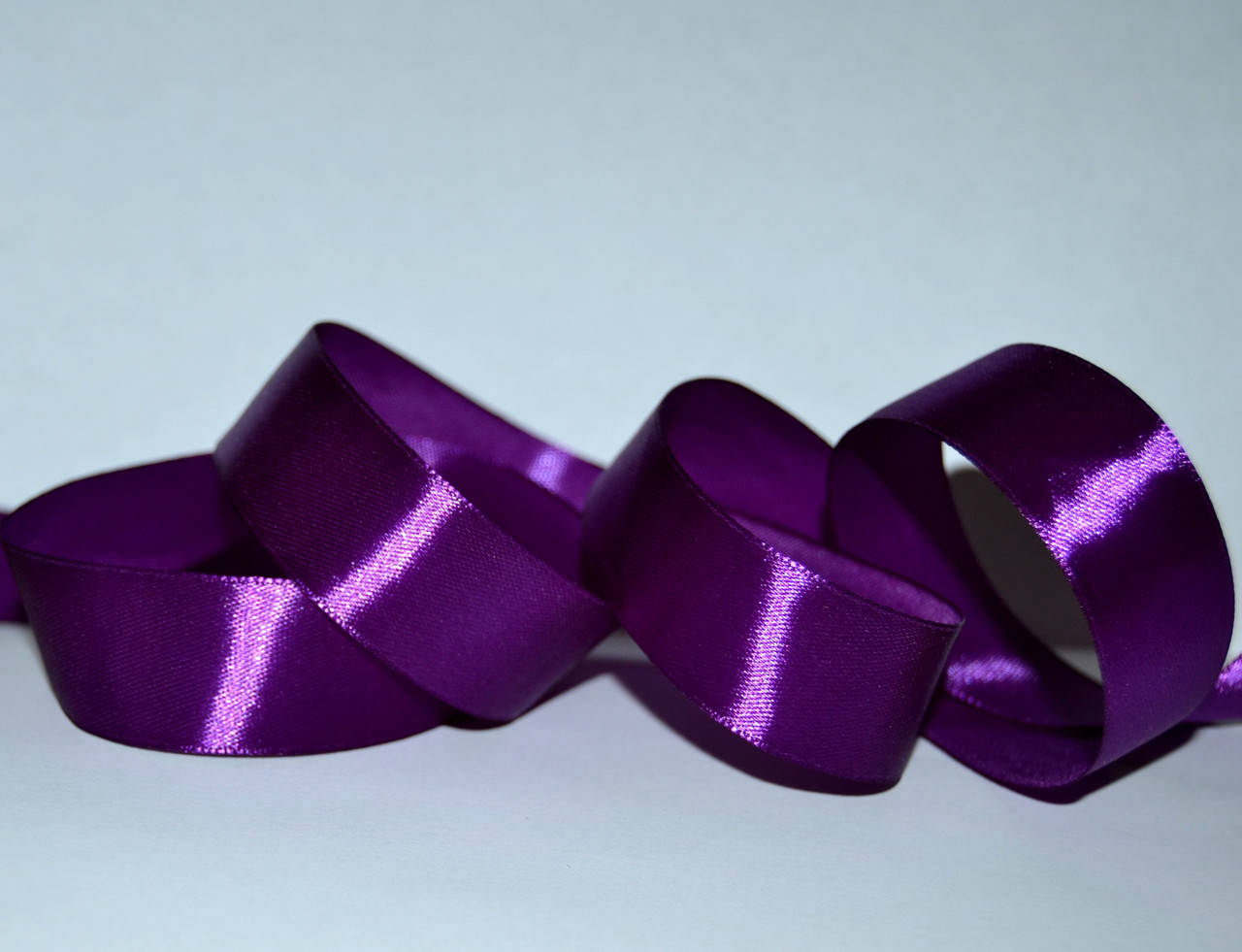 

Стрічка атласна, 2,5см,колір- фіалковий